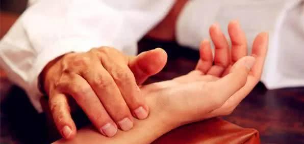 Ů�˲�����Ѫʳ��_���г��ڲ���Ѫʳ��_С���Ӳ���Ѫ��ʳ��