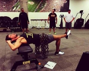 �ƶ���˹ʳ�׽��أ�