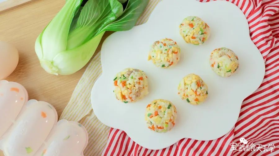 哺乳期的白领奶水小说_哺乳期奶水多食谱_哺乳期的妈妈吃什么多奶水