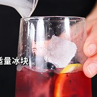 做正宗蓝莓气泡酒的做法，【暴小兔茶饮】免费奶茶教程的图片步骤10