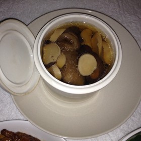 竹荪菌菇汤