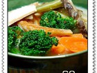 熏鱼鸡肉杂蔬豆浆汤