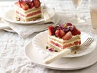 西瓜草莓玫瑰蛋糕
