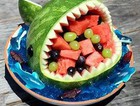 超级酷炫的鲨鱼西瓜雕