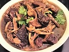 牛肉炖黄花菜