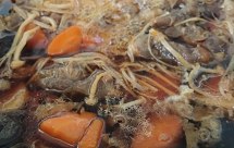 红焖金针菇胡萝卜羊肉片