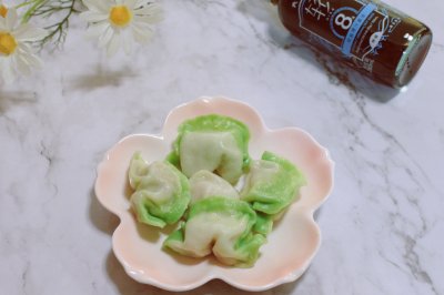 酸菜翡翠饺子