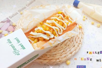 玉米沙拉盒子三明治